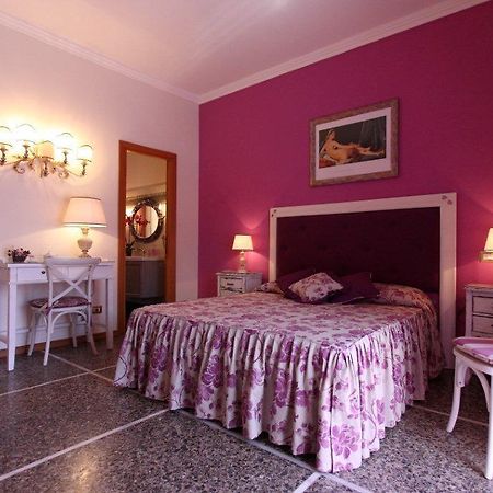Miriam Guesthouse Roma Phòng bức ảnh